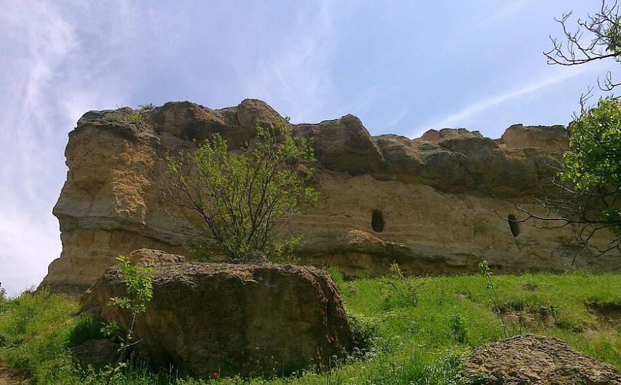 Barbar Castle, Iran
